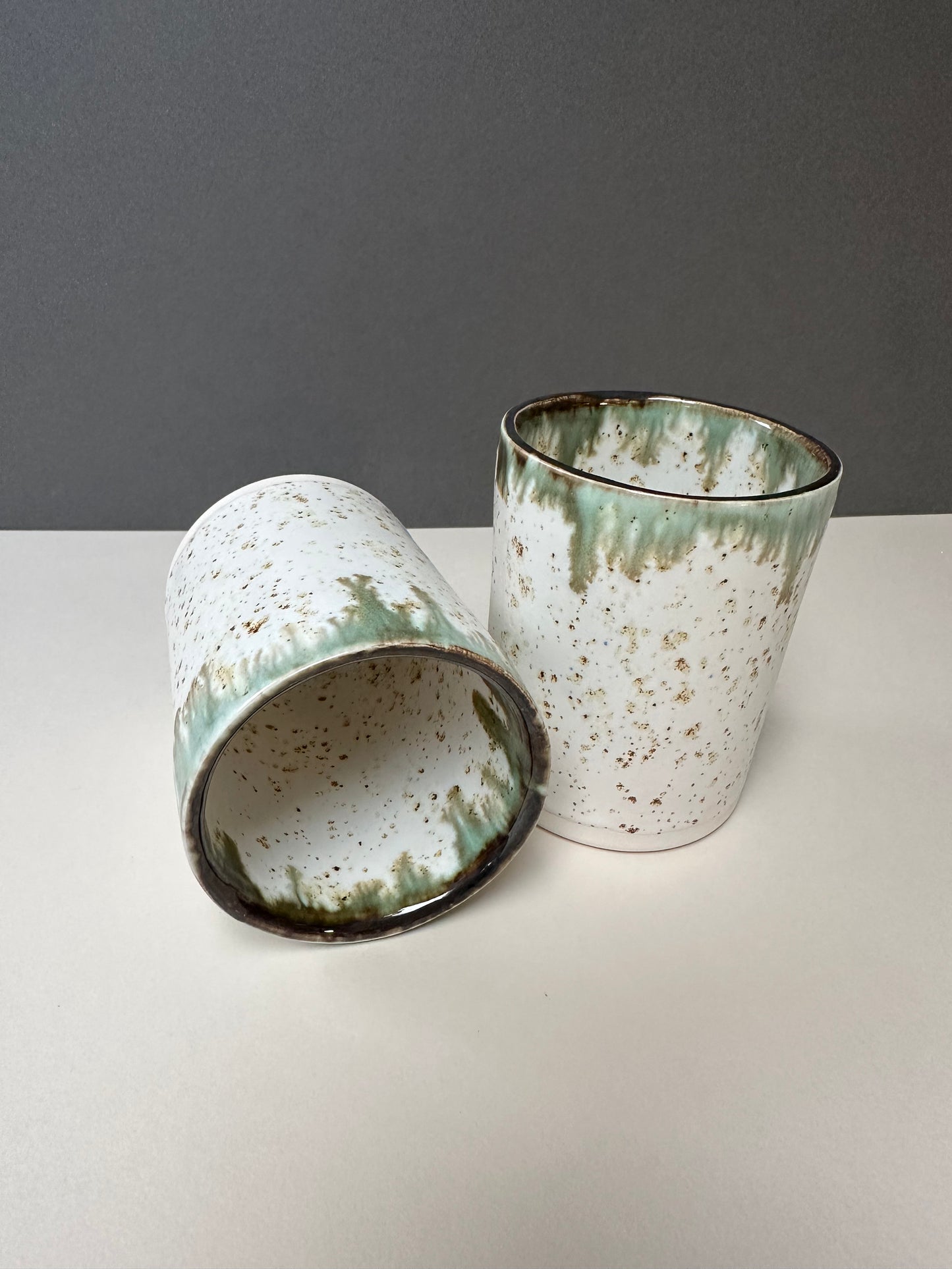White speckled Beaker